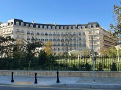 Kirayə 3 otaqlı Mənzil 120 m² Xətai r. – şəkil 1