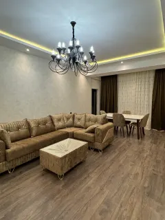 Kirayə 3 otaqlı Mənzil 152 m² Bakı – şəkil 2
