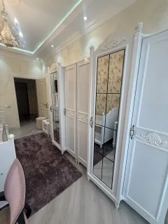 Kirayə 4 otaqlı Mənzil 180 m² Nərimanov r. – şəkil 12