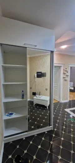 Kirayə 3 otaqlı Mənzil 145 m² Nərimanov r. Gənclik m. – şəkil 2