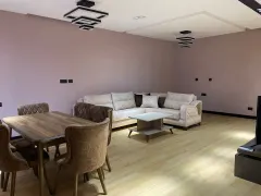 Kirayə 2 otaqlı Mənzil 106 m² Yasamal r. – şəkil 2