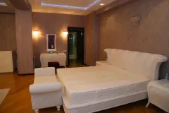 Kirayə 4 otaqlı Mənzil 270 m² Nəsimi r. – şəkil 3