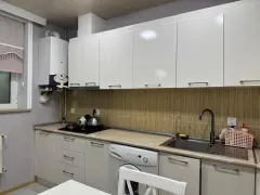 Kirayə 3 otaqlı Mənzil 95 m² Nərimanov r. Nərimanov m. – şəkil 1