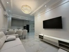 Kirayə 3 otaqlı Mənzil 115 m² Nəsimi r. – şəkil 2