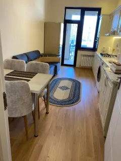Kirayə 2 otaqlı Mənzil 100 m² Nərimanov r. – şəkil 4