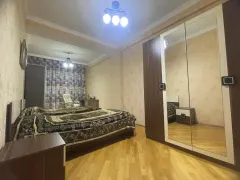 Kirayə 3 otaqlı Mənzil 150 m² Nəsimi r. – şəkil 9