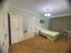 Kirayə 3 otaqlı Mənzil 150 m² Nəsimi r. – şəkil 6