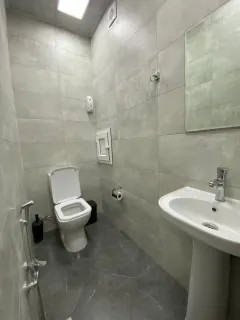 Kirayə 2 otaqlı Mənzil 106 m² Yasamal r. – şəkil 12