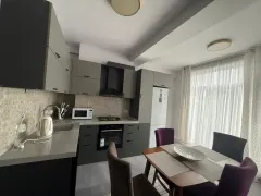 Kirayə 3 otaqlı Mənzil 100 m² Səbail r. – şəkil 8