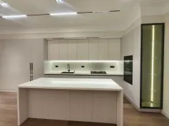 Kirayə 4 otaqlı Mənzil 180 m² Nəsimi r. – şəkil 2