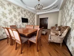 Kirayə 2 otaqlı Mənzil 110 m² Xətai r. Ağ şəhər q. – şəkil 5