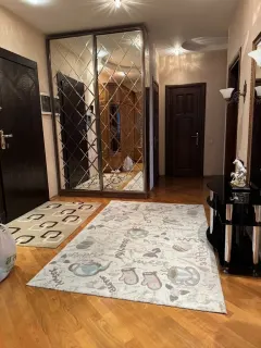 Kirayə 3 otaqlı Mənzil 135 m² Yasamal r. Nizami m. – şəkil 6