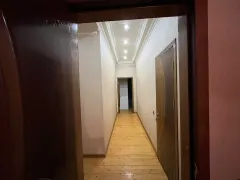 Kirayə 2 otaqlı Mənzil 90 m² Yasamal r. – şəkil 20