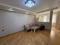 Kirayə 2 otaqlı Mənzil 70 m² Yasamal r. – şəkil 2