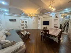 Kirayə 4 otaqlı Mənzil 200 m² Xətai r. Ağ şəhər q. Şah İsmayıl Xətai m. – şəkil 1