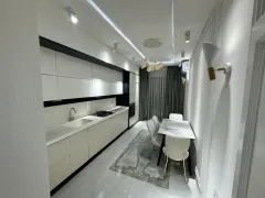 Kirayə 2 otaqlı Mənzil 90 m² Xətai r. Ağ şəhər q. – şəkil 7