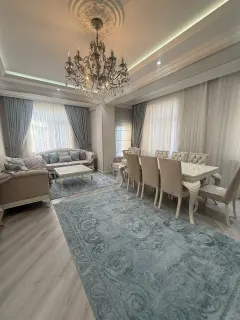 Kirayə 4 otaqlı Mənzil 175 m² Nəsimi r. – şəkil 1