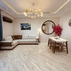Kirayə 3 otaqlı Mənzil 90 m² Nərimanov r. – şəkil 1