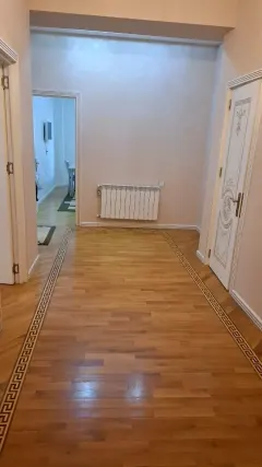 Kirayə 3 otaqlı Mənzil 120 m² Nizami r. – şəkil 3