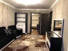 Kirayə 2 otaqlı Mənzil 60 m² Yasamal r. İnşaatçılar m. – şəkil 2