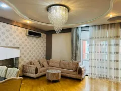 Kirayə 4 otaqlı Mənzil 166 m² Nərimanov r. Nərimanov m. – şəkil 2