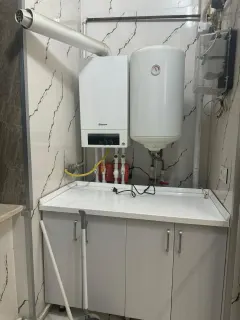 Kirayə 3 otaqlı Mənzil 125 m² Nəsimi r. – şəkil 3