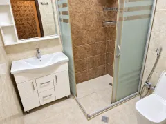 Kirayə 2 otaqlı Mənzil 80 m² Yasamal r. – şəkil 8