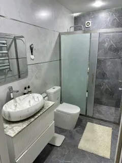 Kirayə 2 otaqlı Mənzil 90 m² Yasamal r. Nizami m. – şəkil 14