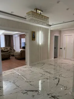 Kirayə 3 otaqlı Mənzil 180 m² Nəsimi r. – şəkil 10