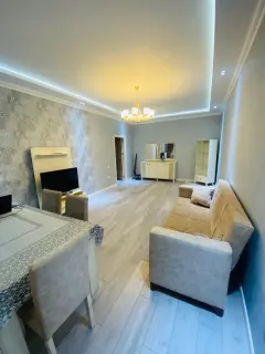 Kirayə 2 otaqlı Mənzil 100 m² Yasamal r. – şəkil 1