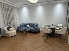 Kirayə 3 otaqlı Mənzil 100 m² Səbail r. Sahil m. – şəkil 1