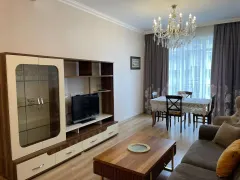 Kirayə 3 otaqlı Mənzil 100 m² Yasamal r. – şəkil 3