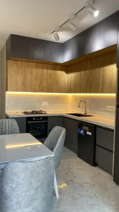 Kirayə 4 otaqlı Mənzil 178 m² Yasamal r. – şəkil 5