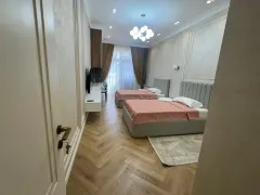 Kirayə 4 otaqlı Mənzil 200 m² Yasamal r. – şəkil 3