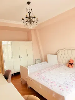 Kirayə 5 otaqlı Mənzil 220 m² Xətai r. Ağ şəhər q. – şəkil 15