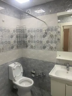 Kirayə 2 otaqlı Mənzil 70 m² Yasamal r. İnşaatçılar m. – şəkil 4