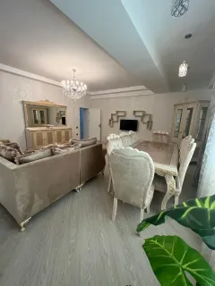 Kirayə 3 otaqlı Mənzil 140 m² Nərimanov r. – şəkil 3