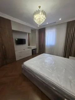 Ağ Şəhər 3 otaq 4000 azn – şəkil 12