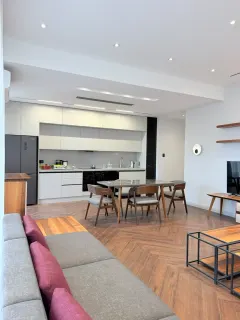 Kirayə 4 otaqlı Mənzil 168 m² Xətai r. – şəkil 4