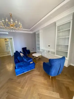 Kirayə 3 otaqlı Mənzil 180 m² Nəsimi r. – şəkil 12