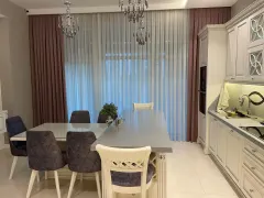 Günlük 4 otaqlı Mənzil 190 m² Nəsimi r. – şəkil 2