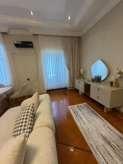 Kirayə 3 otaqlı Mənzil 140 m² Səbail r. – şəkil 4