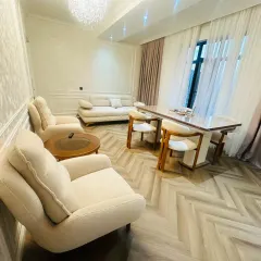 Kirayə 3 otaqlı Mənzil 100 m² Nəsimi r. – şəkil 1