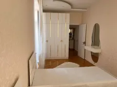 Kirayə 5 otaqlı Mənzil 245 m² Nəsimi r. – şəkil 19
