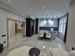 Kirayə 3 otaqlı Mənzil 120 m² Nəsimi r. – şəkil 15