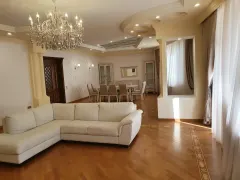 Kirayə 3 otaqlı Mənzil 280 m² Yasamal r. Nizami m. – şəkil 2