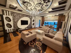 Kirayə 5 otaqlı Mənzil 200 m² Xətai r. Şah İsmayıl Xətai m. – şəkil 1