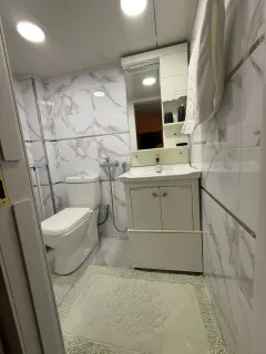 Kirayə 2 otaqlı Mənzil 70 m² Səbail r. Sahil m. – şəkil 18