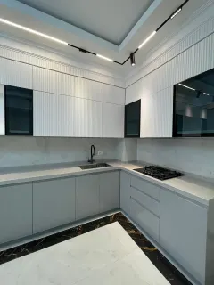 Kirayə 4 otaqlı Mənzil 200 m² Xətai r. Ağ şəhər q. – şəkil 2