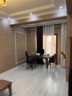Kirayə 4 otaqlı Mənzil 180 m² Yasamal r. – şəkil 3